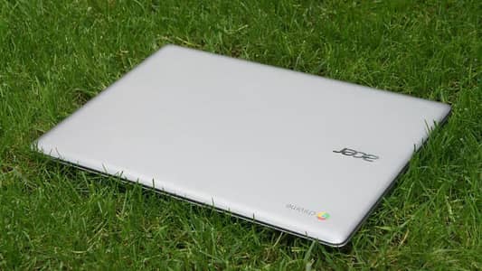cheap laptop of acer just in 18000