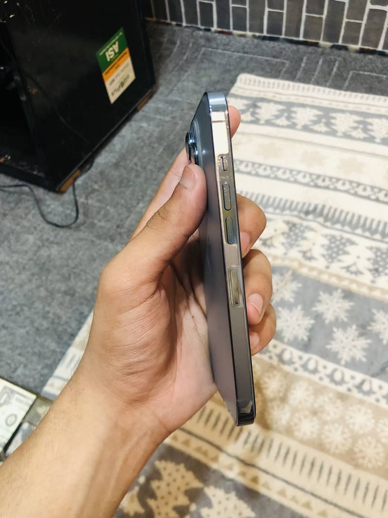 IPHONE 13 PRO 7