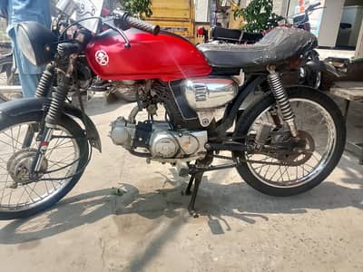 Metro 70 cc bike for sale but install cafe racer  . engine ok ha