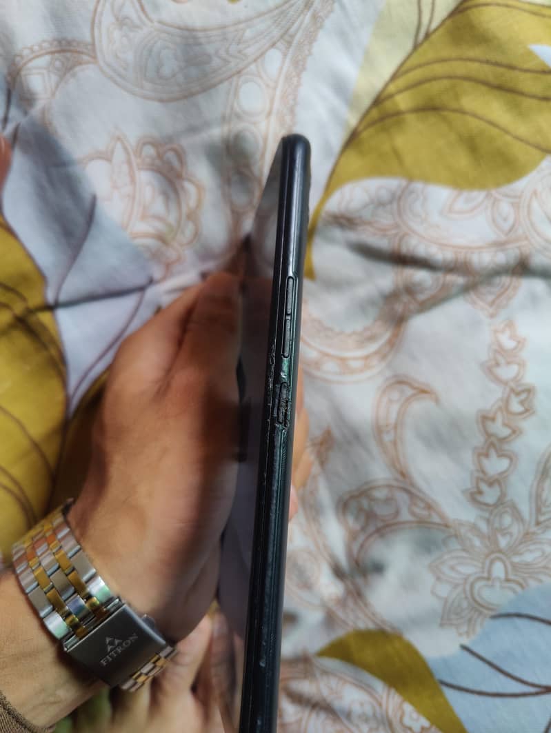 Tecno spark 7t 5
