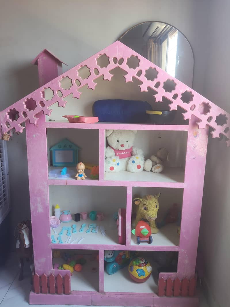 doll house 0