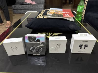 apple airpods/samaung airbuds/bose earbuds ultra