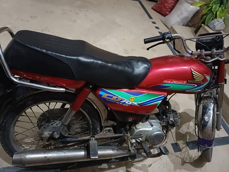 Honda CD 70 Engine Outclass 4