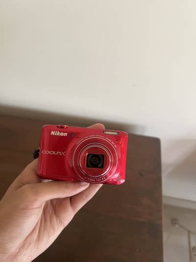 Nikon CoolPix s6400