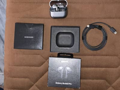 Samsung Galaxy Buds 3 pro silver good condition
