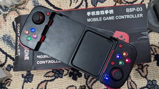 Mobile gaming controller.