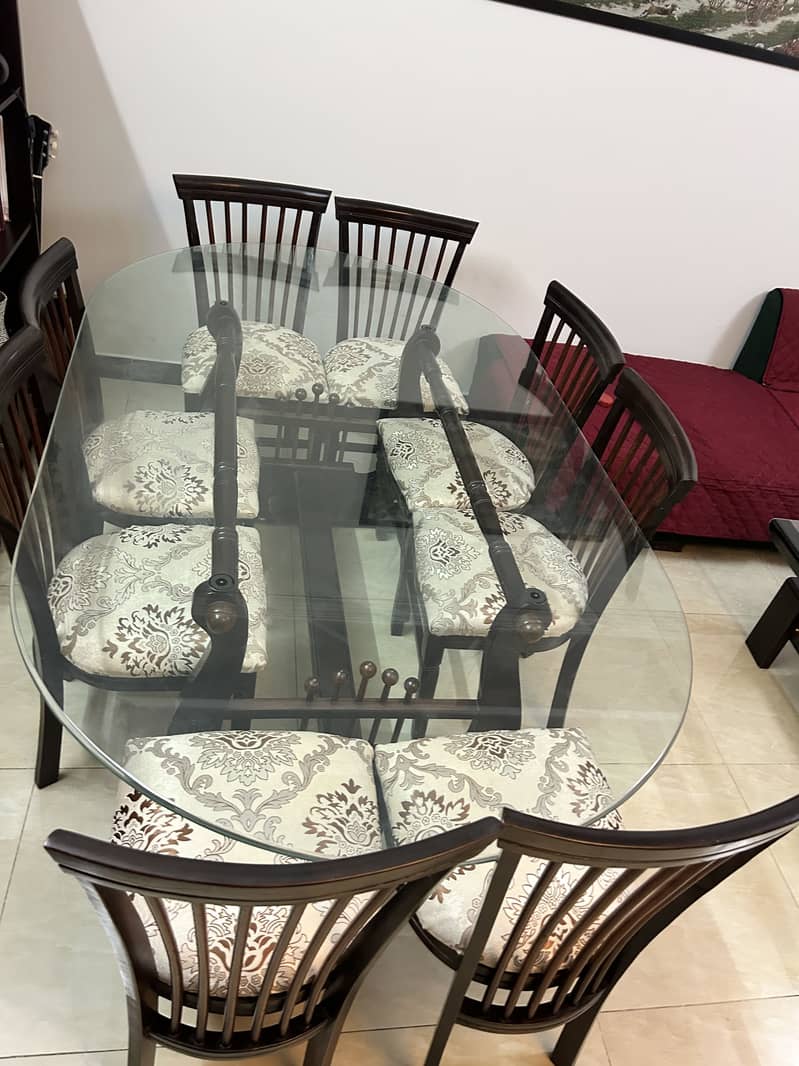 8 seater dining table 0