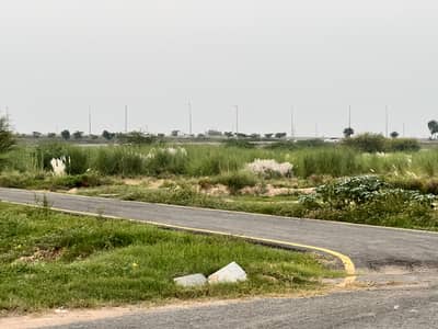 5 Marla Non Possession Plot For Sale In Lake City C-4