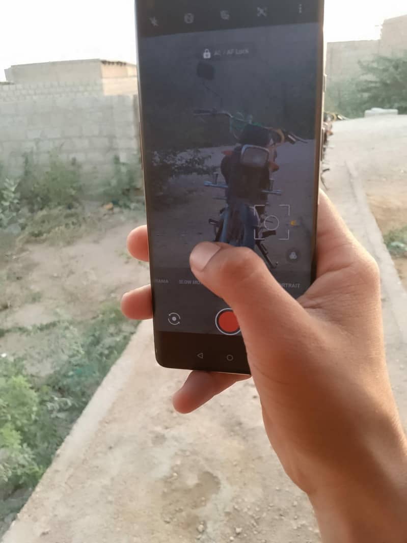 OnePlus 8 5g 11