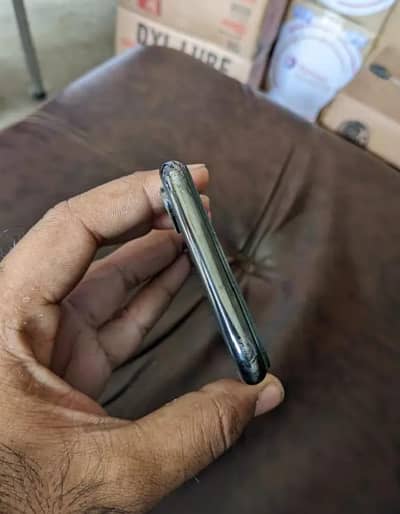 I phone x exchange possible