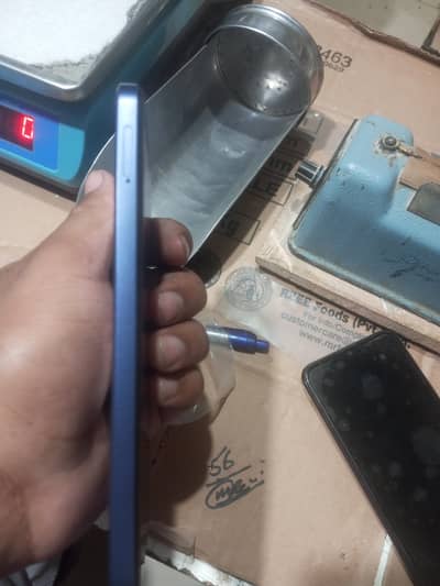 new mobile 9month warenty mobile ok ha