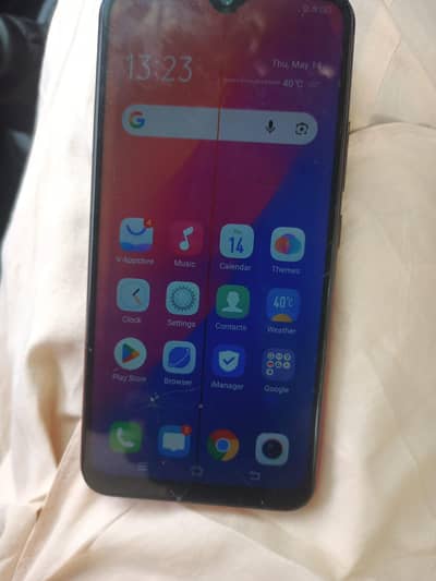 vivo y15