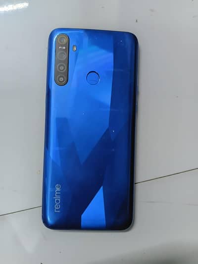 realme 5 for sell