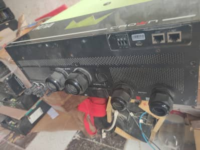 Crown nova 8kw hybrid inverter 2dual mppt card dual output