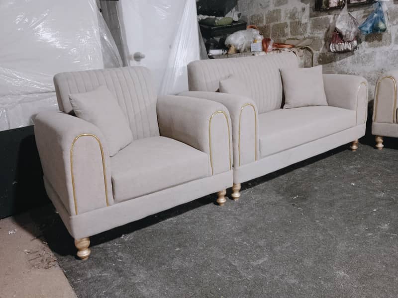 7 setar sofa 1