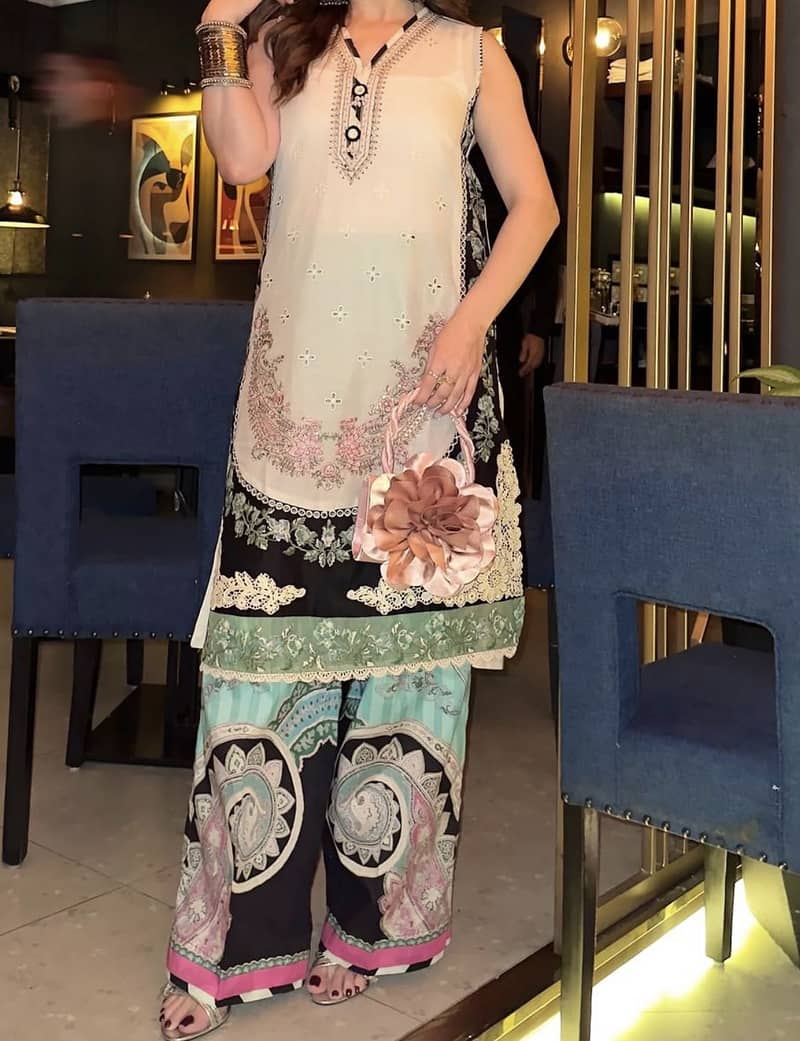 Ethnc beautiful 3