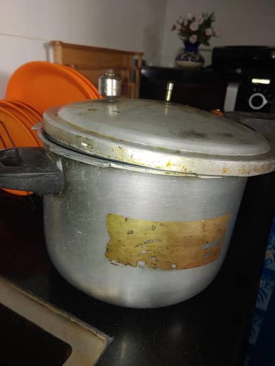 pressure cookers of lg company