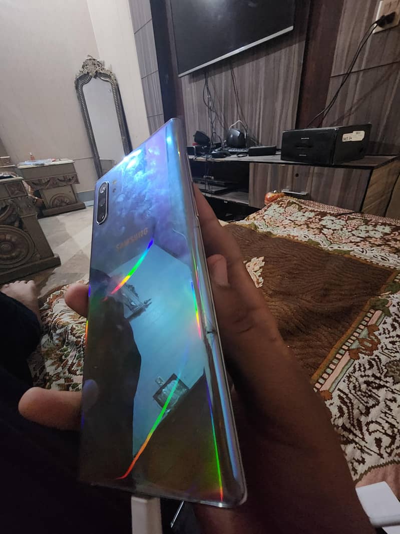 Samsung Note 10 Plus 1