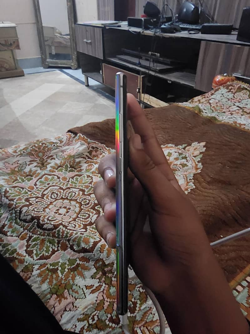 Samsung Note 10 Plus 9