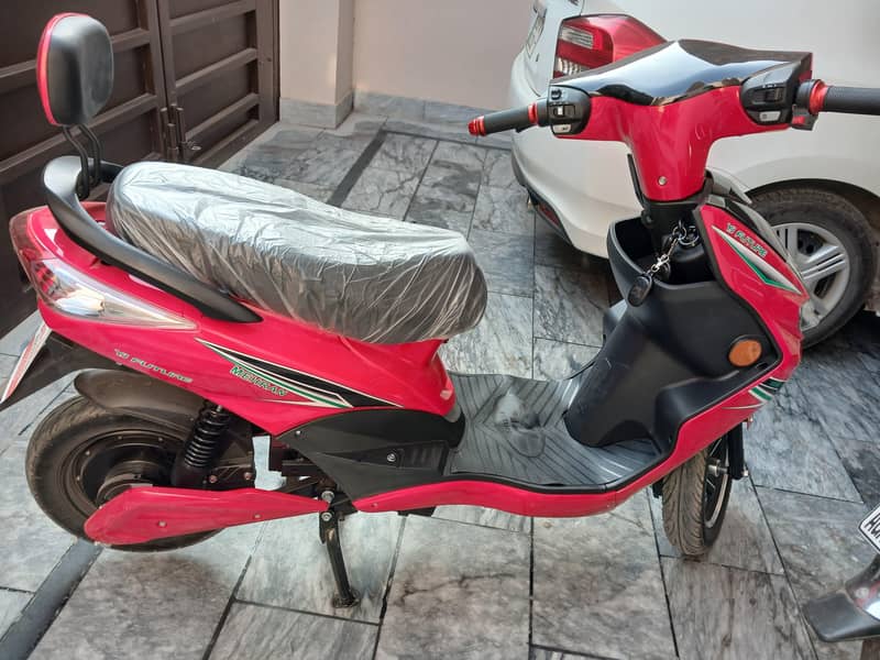 scooty 0