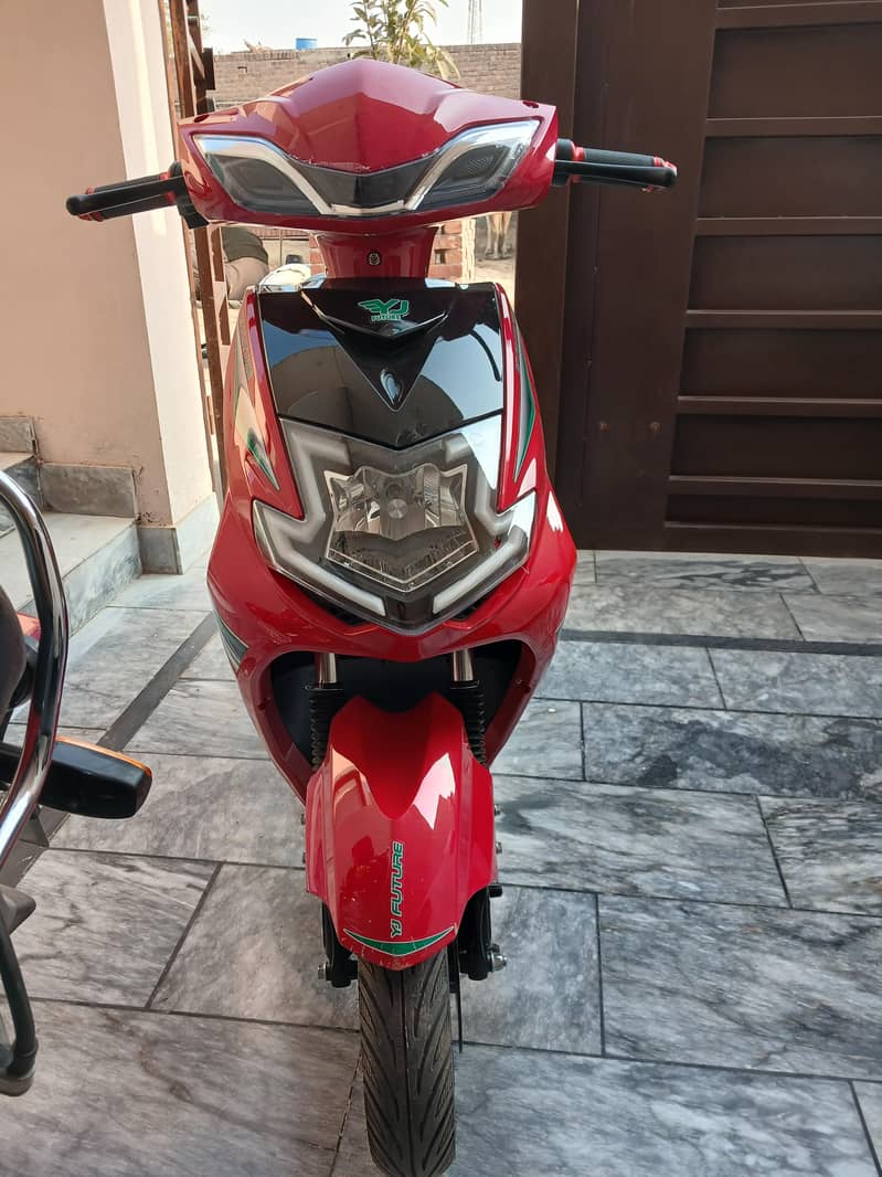 scooty 1