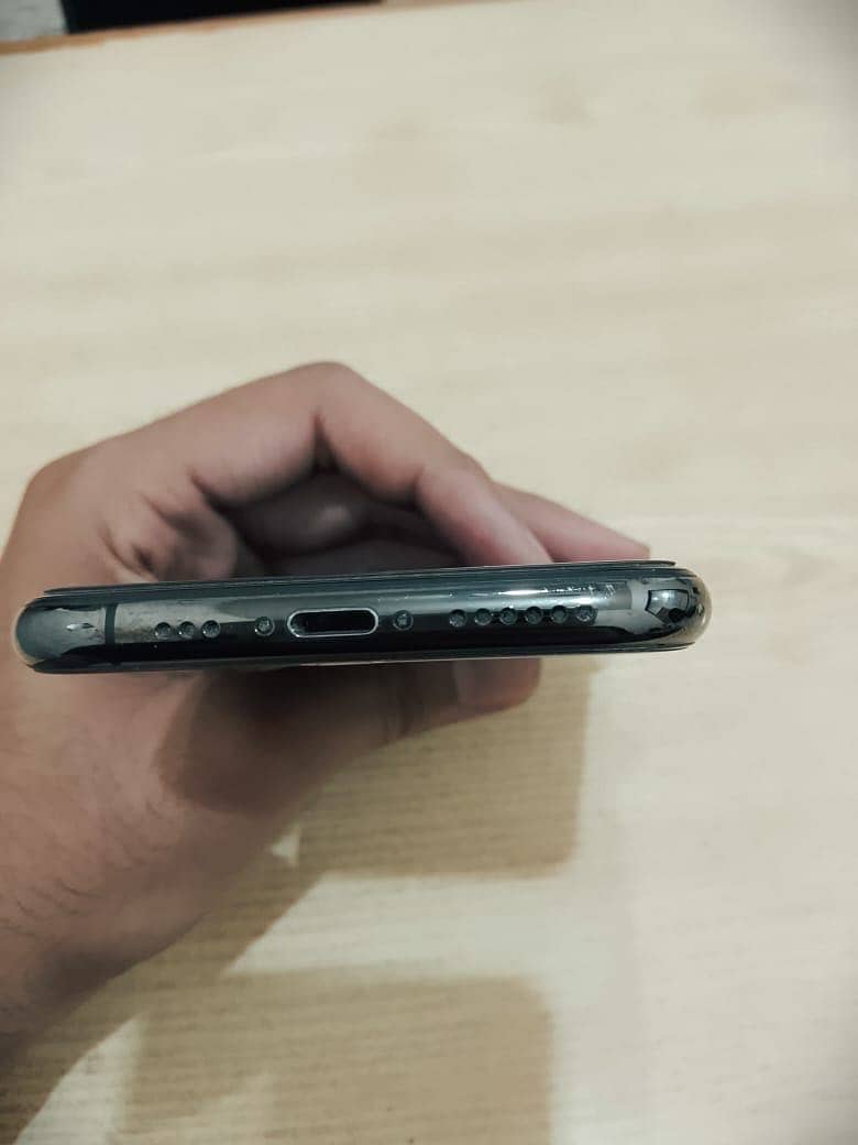 Iphone xs 3