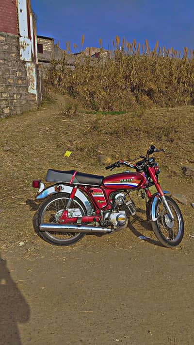 Yamaha y 100