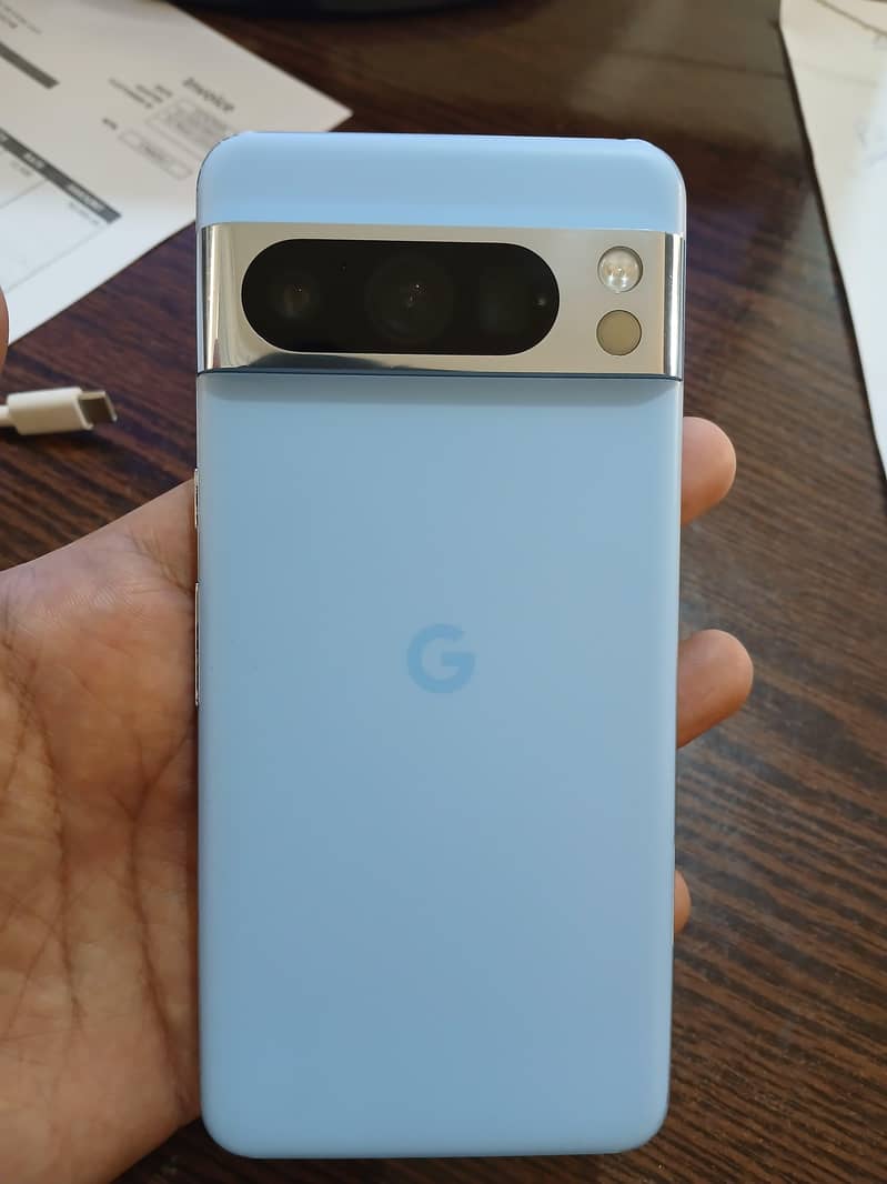 Google Pixel 8Pro 0
