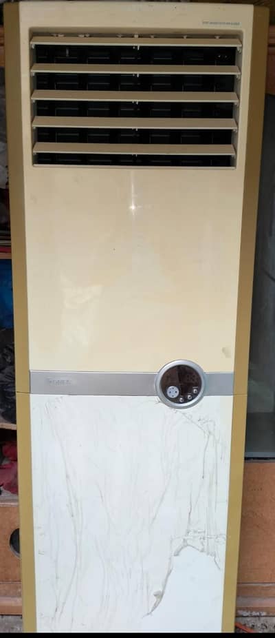 gree 2ton new condition