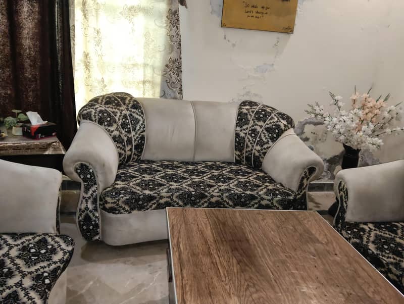 sofa set For sell 7