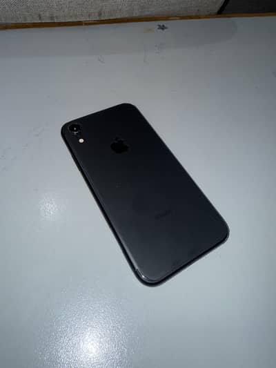 iPhone XR