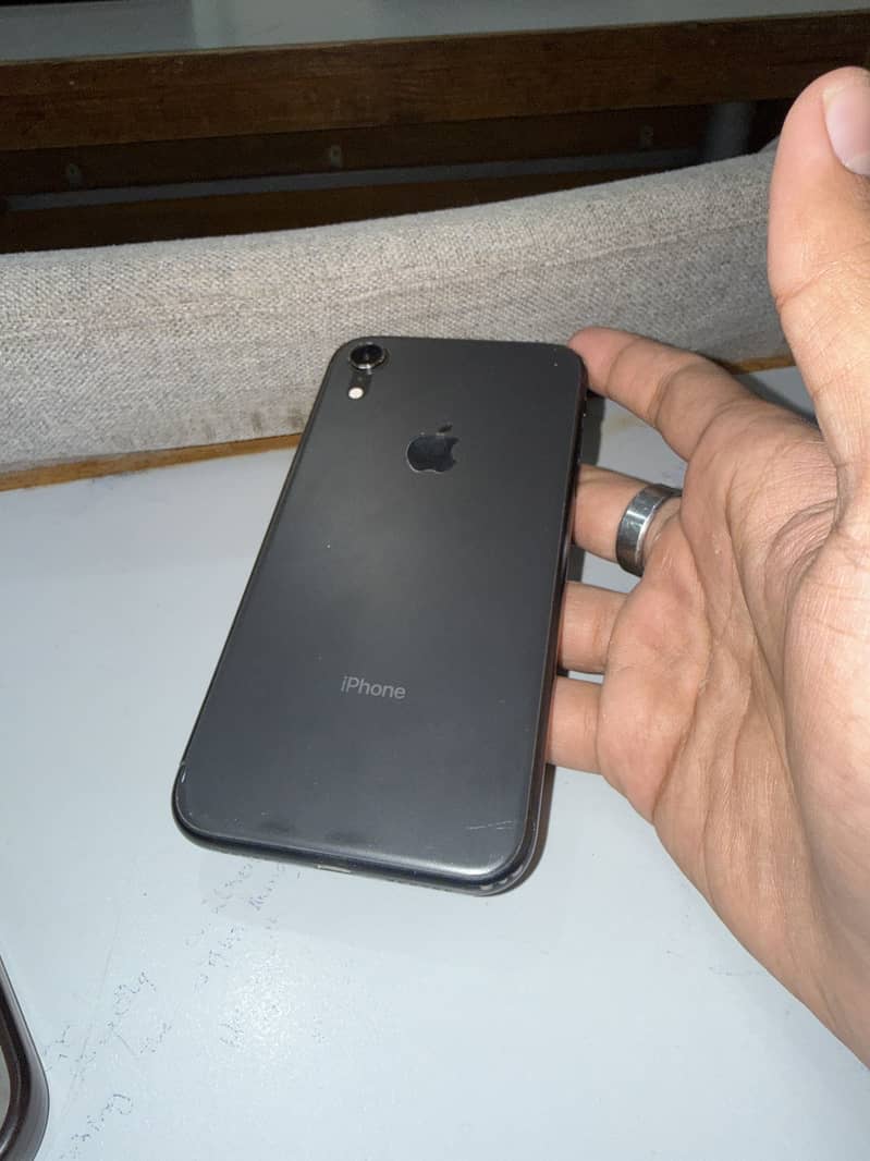 iPhone XR 2