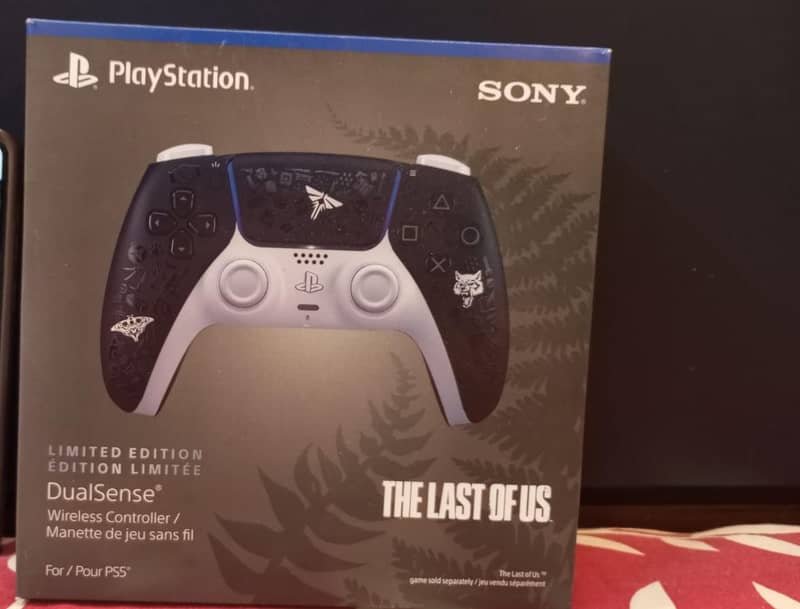 PS5 CONTROLLER 0