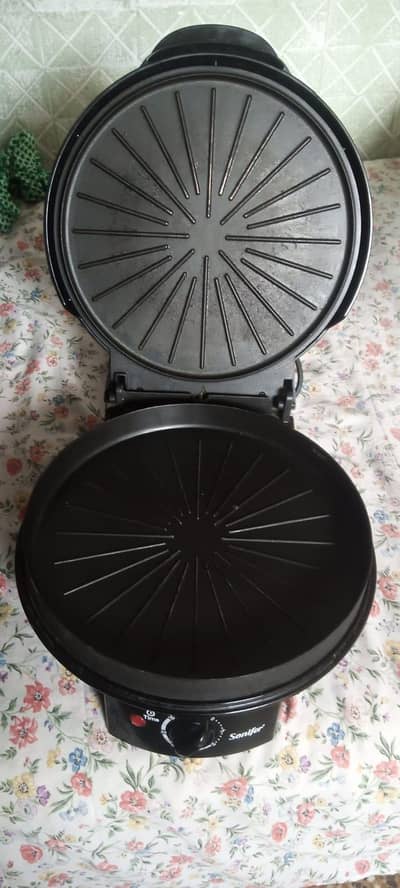 HOUSEHOLD PIZZA MAKER OVEN with ceramic baking stone