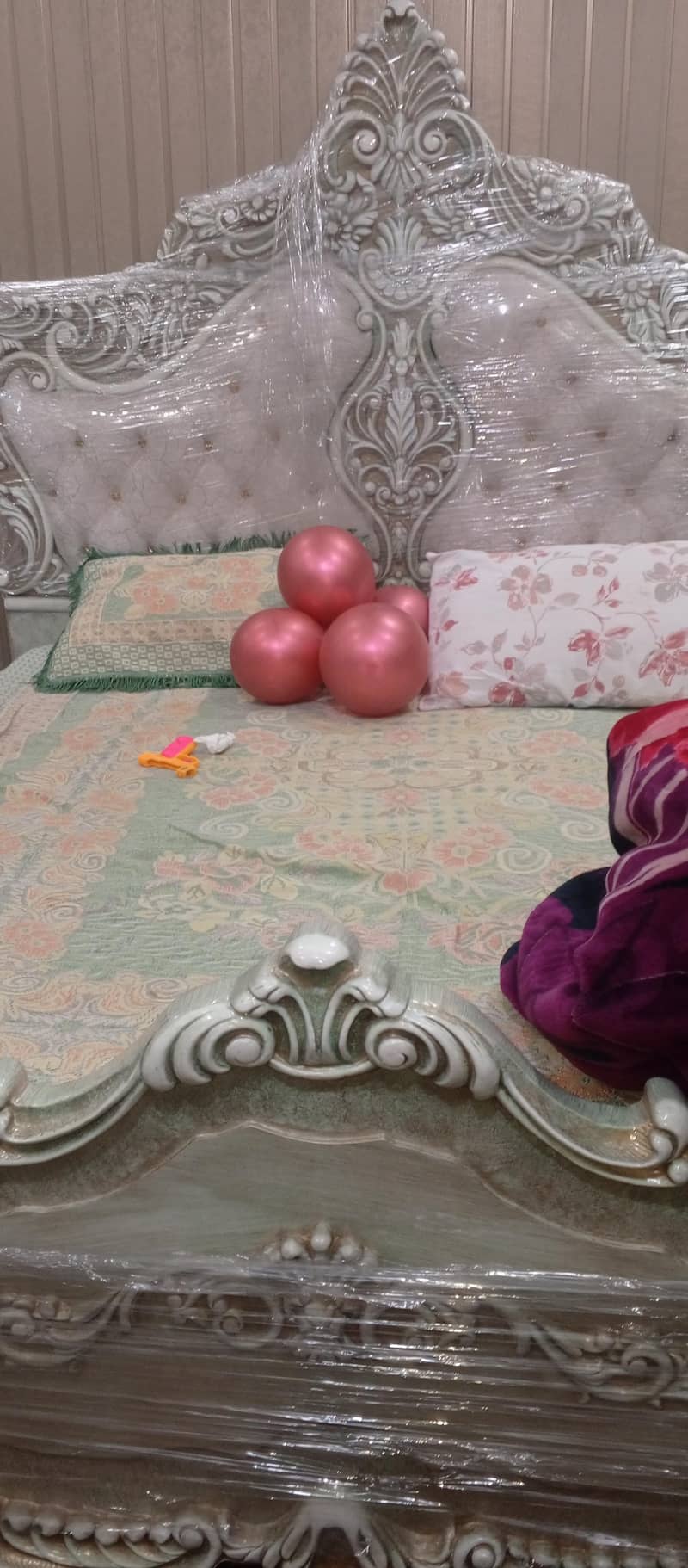 Queen bed set 3