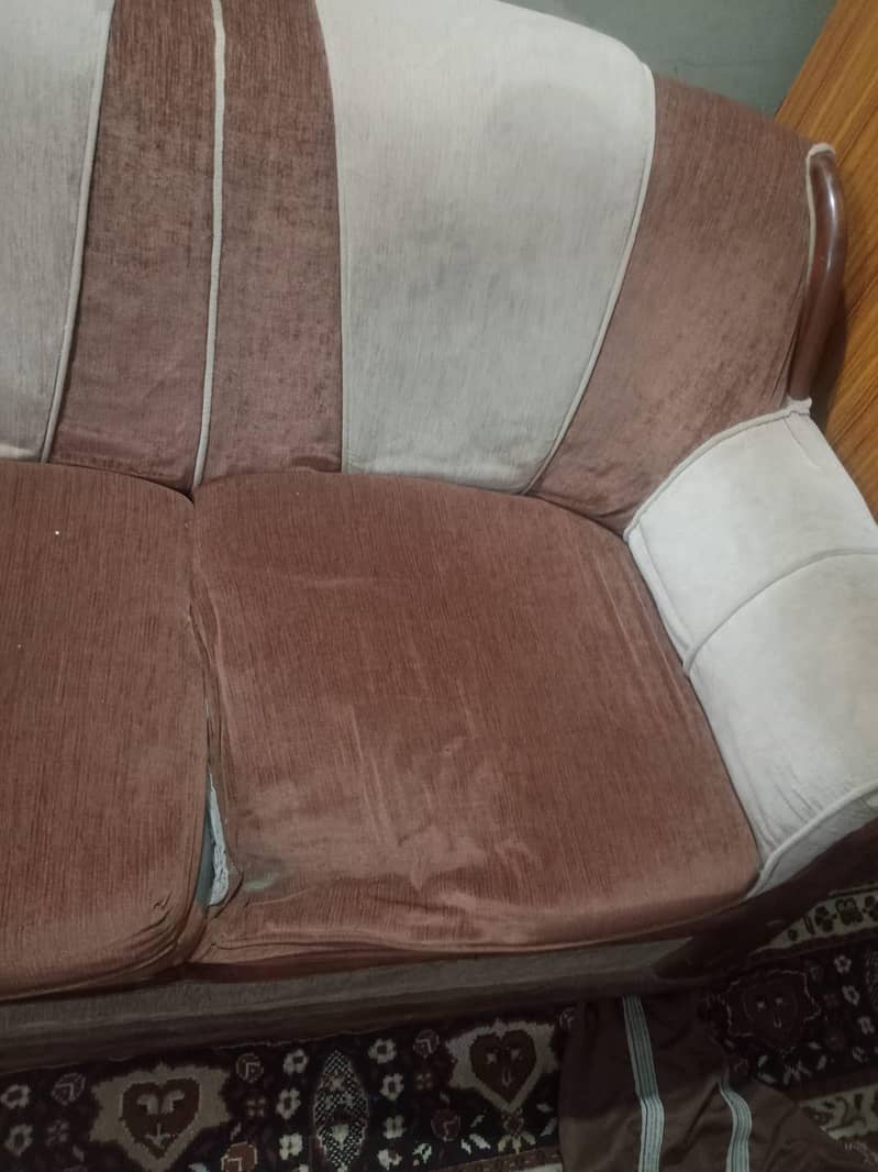 5 seater sofa 3