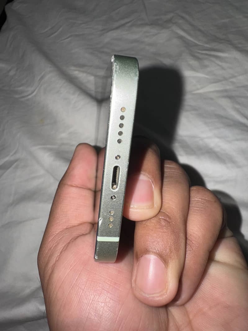 iPhone 12 2