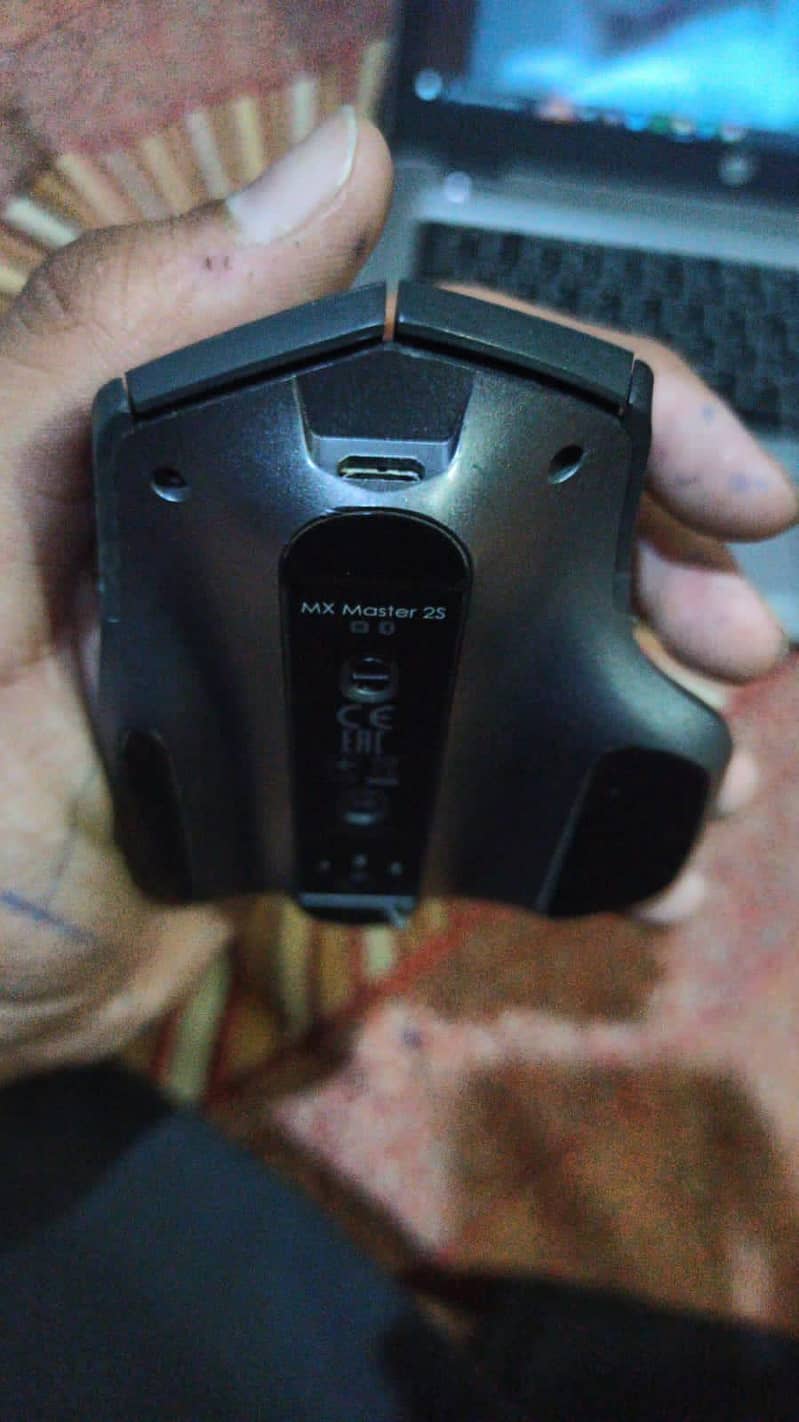 Logitech MX Master 2S wireless mouse 0