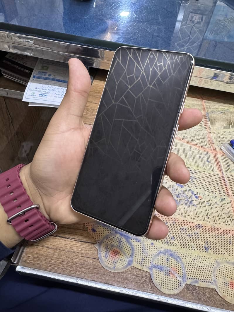 Goggle pixel 8. 3