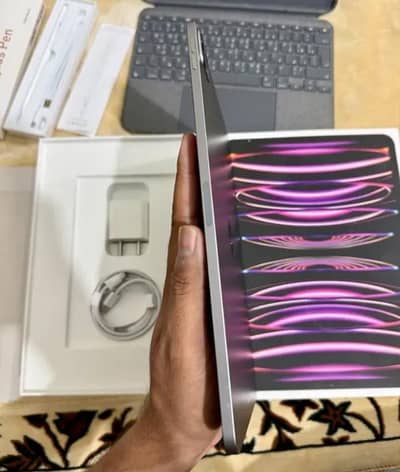 iPad pro M2 open repair nahi