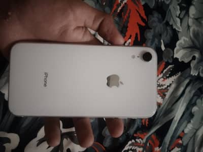 iPhone XR 64 gb JV don’t open phone  condition 10/9