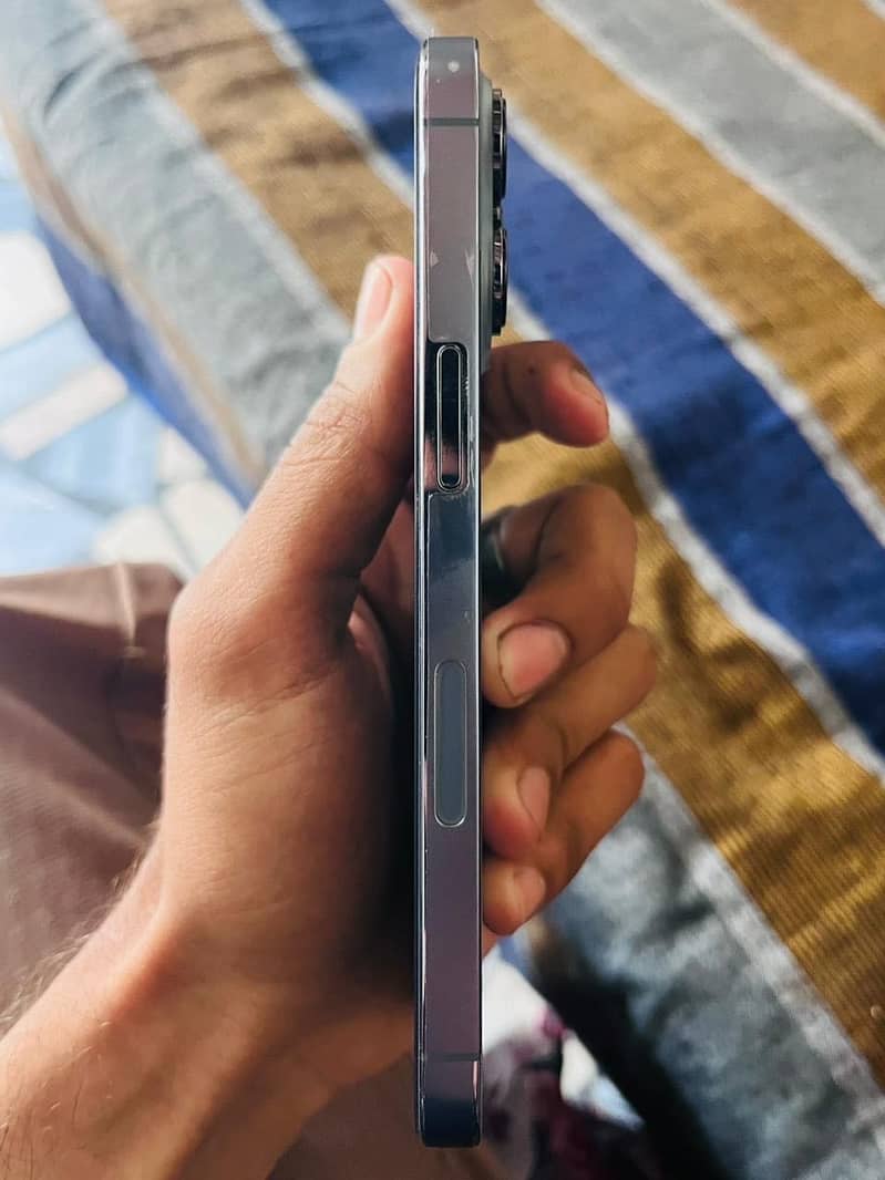 IPhone 13 Pro jv 0
