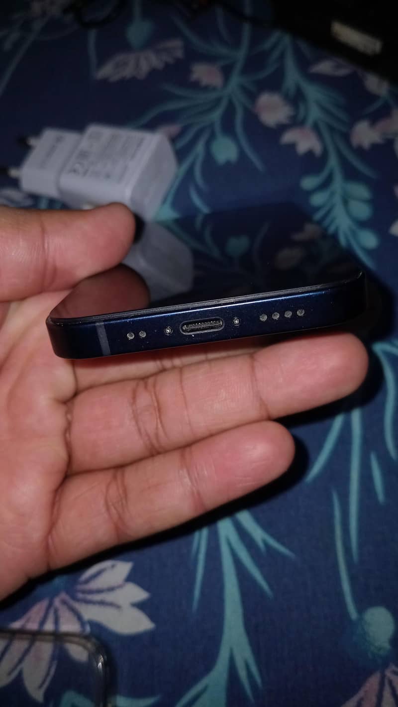 iphone 12 mini 2