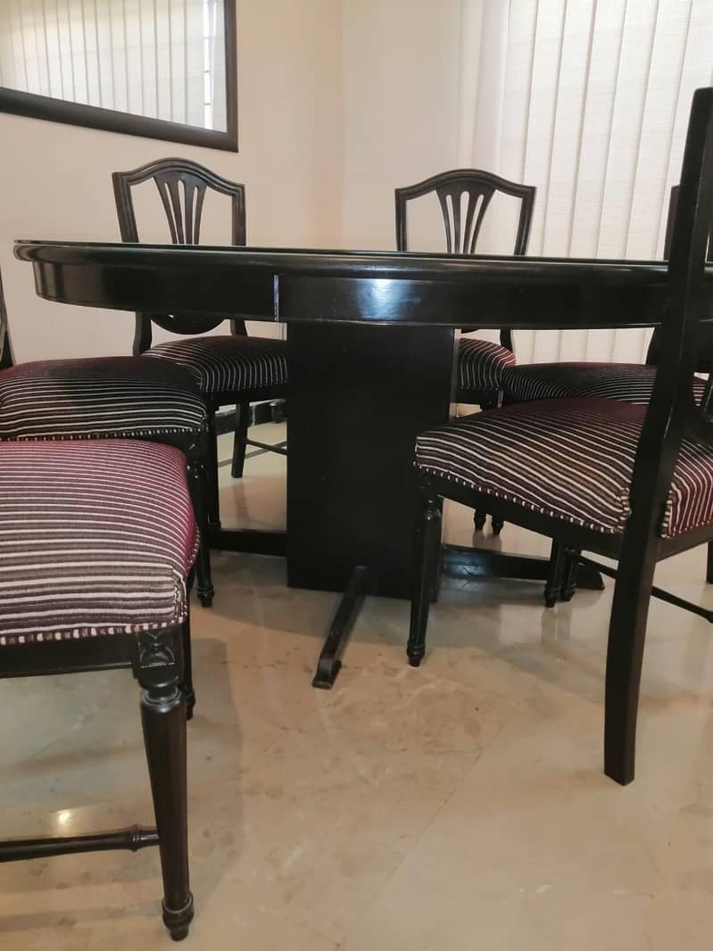 Dinning Table 3
