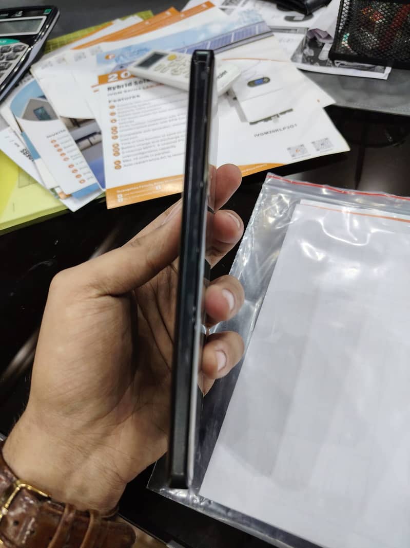Xiaomi Redmi Note 13 Pro Plus 3