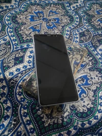 Samsung A8 plus (4/64) offical  pta approved