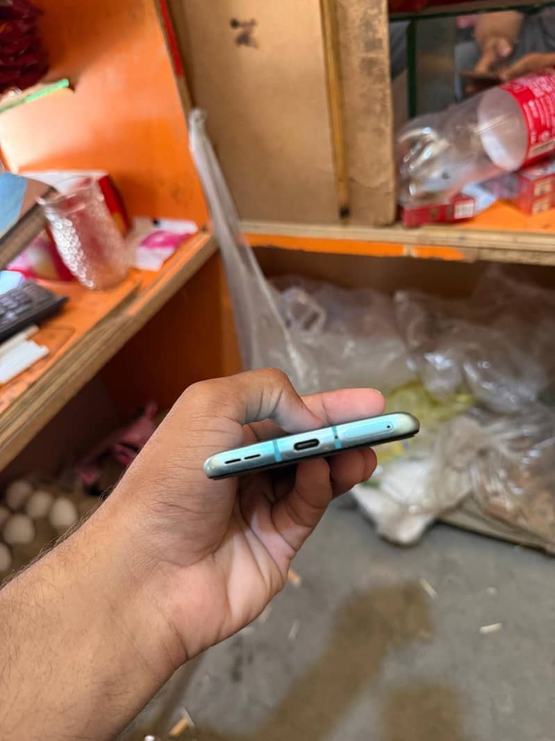one plus 8t 4