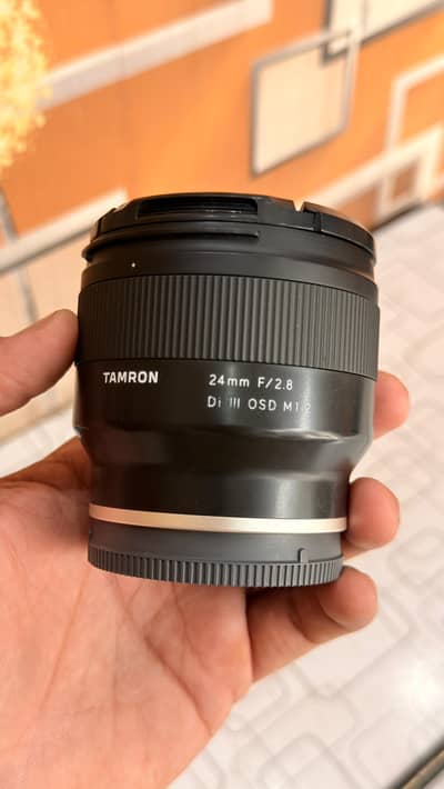 Tamron 24mm 2.8