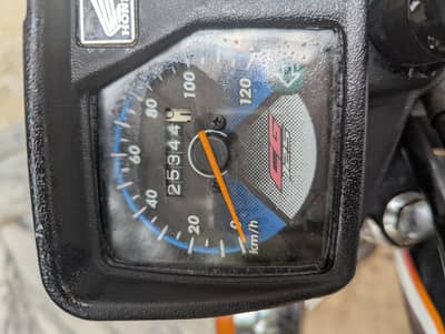 Honda CG 125 2022 - Good Condition - Engine 10/10 - All Docs Clear