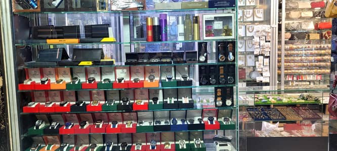 completed jewellery shop setup